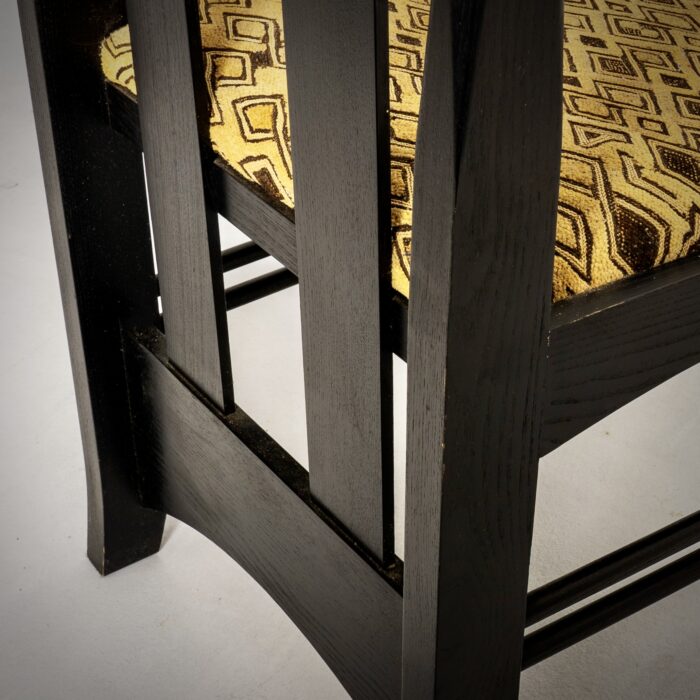 CHARLES RENNIE MACKINTOSH (1868-1928), Chaise Argyle - Image 6