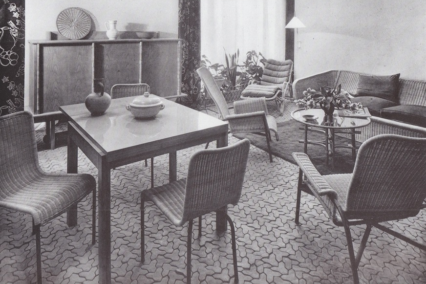 Stand de Louis Sognot et de la Chambre syndicale des industries du rotin au Salon des artistes décorateurs de 1951